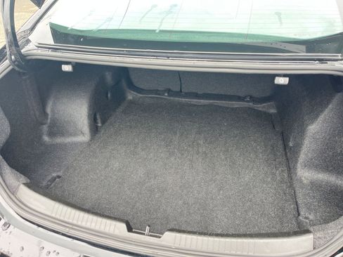 Used 2024 Chevrolet Malibu LT image 32