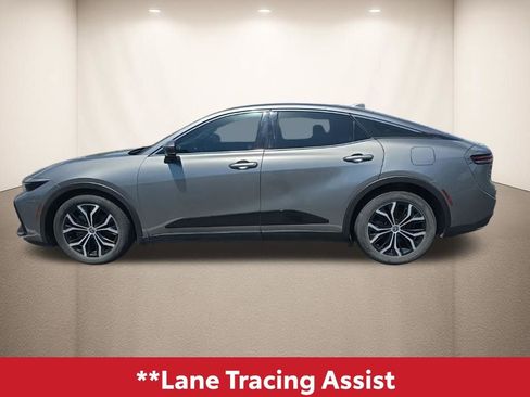 Used 2024 Toyota Crown Limited image 12