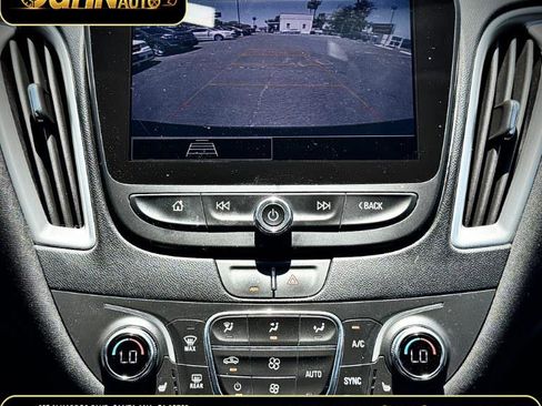 Used 2022 Chevrolet Malibu LT FWD image 31