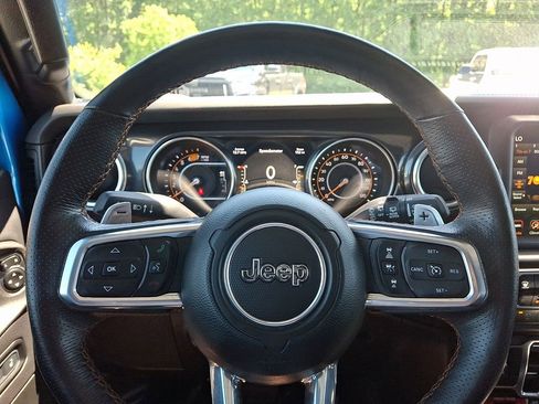 Used 2023 Jeep Wrangler Unlimited Rubicon 392 w/ Trailer Tow Package AWD/4WD image 19