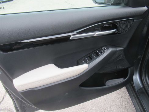 Used 2023 Kia Seltos EX image 14