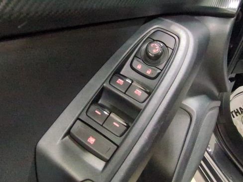 Certified 2024 Subaru Crosstrek 2.0i image 15