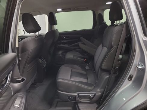 Used 2025 Subaru Ascent Premium AWD/4WD image 23
