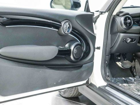 Certified 2024 MINI Cooper SE FWD image 21