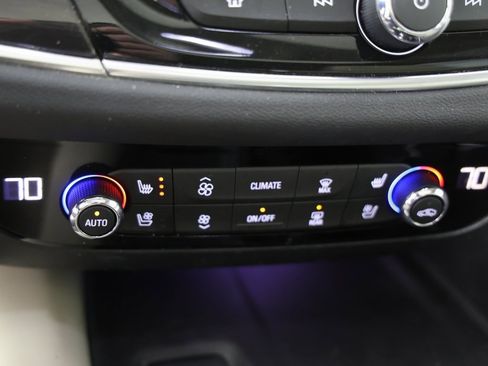 Certified 2019 Buick Enclave Premium w/ Experience Buick Package image 10