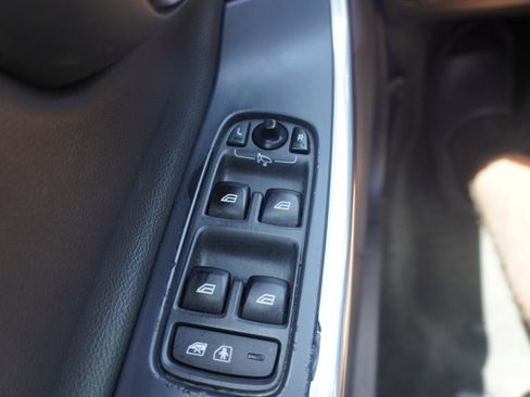Used 2018 Volvo V60 T5 Cross Country w/ Convenience Package AWD/4WD image 35