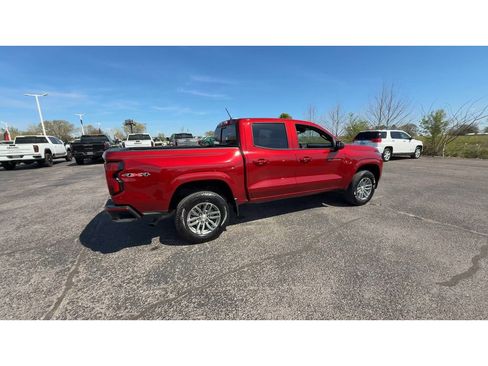 Certified 2025 Chevrolet Colorado LT image 8