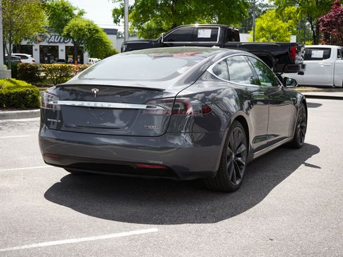 Used 2016 Tesla Model S P85D image 10