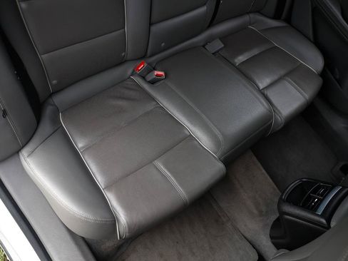 Used 2016 Chevrolet Impala LTZ FWD image 12