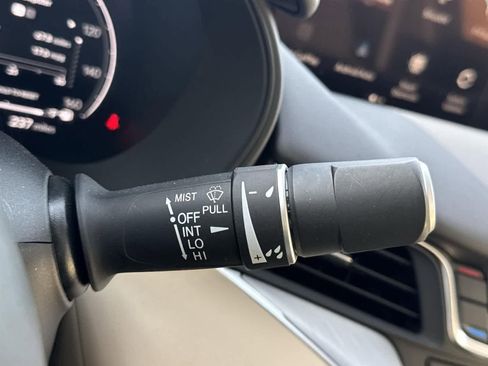 Certified 2025 Acura TLX w/ Technology Package image 20