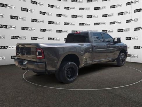 Certified 2024 RAM 3500 Laramie w/ Night Edition AWD/4WD image 6
