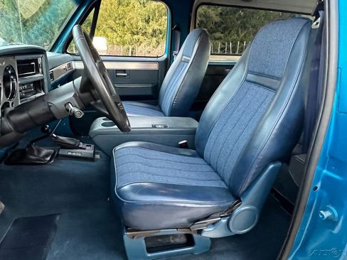 Used 1988 Chevrolet Blazer 4WD image 47