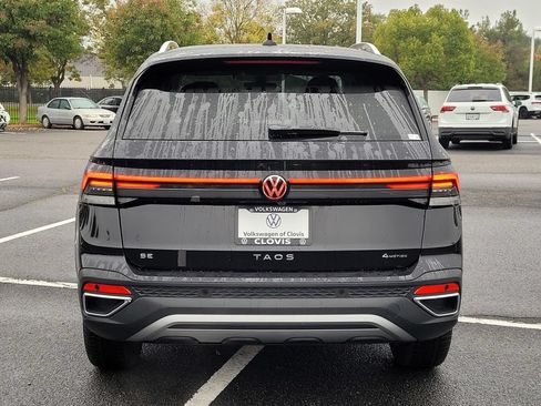 New 2026 Volkswagen Taos SE AWD/4WD image 6