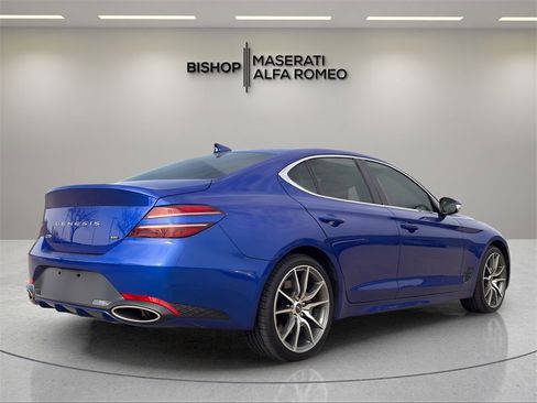 Used 2023 Genesis G70 3.3T image 7