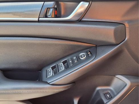 Used 2019 Honda Accord Sport image 23