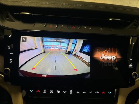 New 2026 Jeep Grand Cherokee Limited AWD/4WD image 29