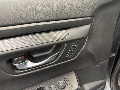 Used 2025 Honda CR-V Sport-L image 12