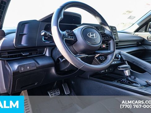Used 2025 Hyundai Elantra Sport FWD image 27