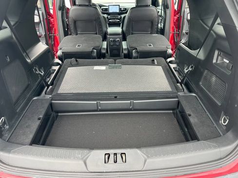 Used 2024 Ford Explorer ST-Line w/ Class IV Trailer Tow Package AWD/4WD image 23