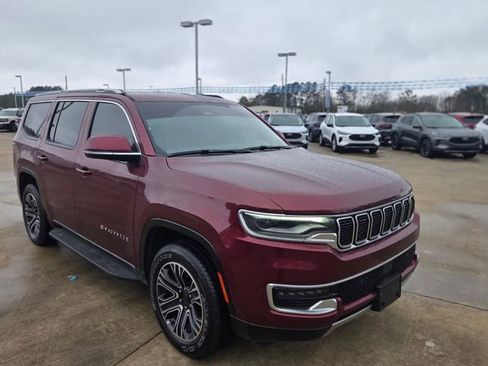 Used 2022 Jeep Wagoneer Series III image 10