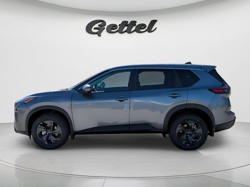 Certified 2026 Nissan Rogue SV FWD image 16