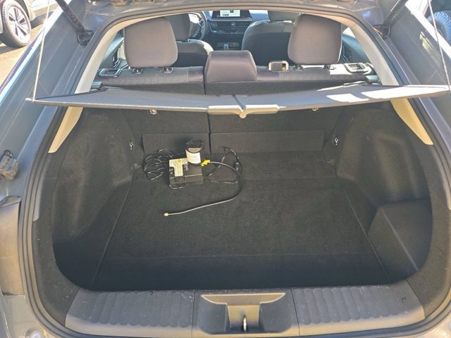 Used 2026 Toyota Prius LE FWD image 17