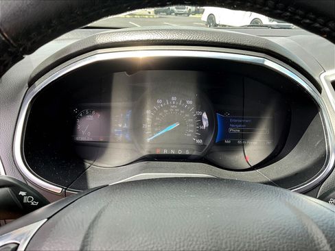 Used 2021 Ford Edge Titanium AWD/4WD image 13