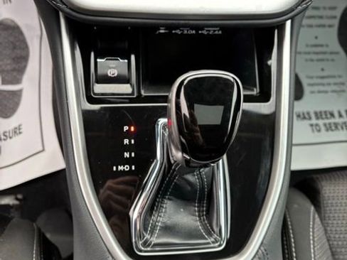 Used 2024 Subaru Outback Premium image 9