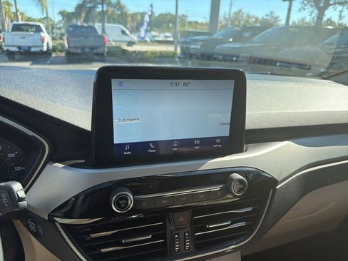 Used 2020 Ford Escape SEL image 12