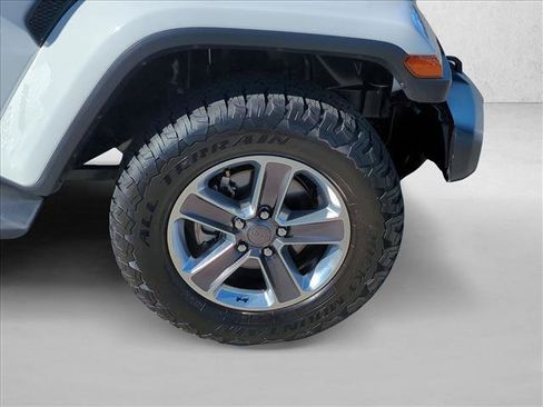 Used 2020 Jeep Wrangler Unlimited Sahara AWD/4WD image 24
