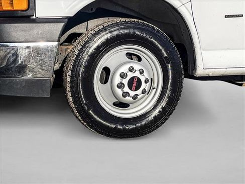 Used 2022 GMC Savana 3500 Extended w/ Power Convenience Package image 22