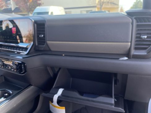 Used 2025 Chevrolet Silverado 1500 ZR2 w/ Technology Package image 75