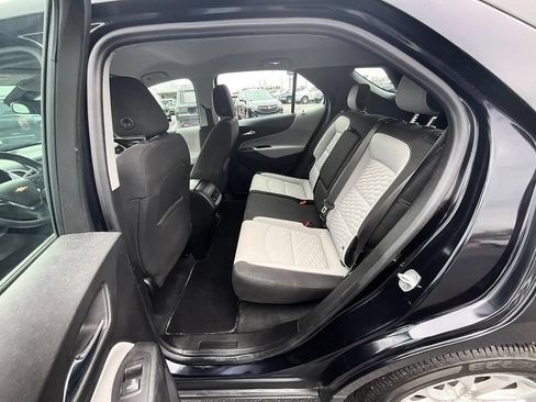 Used 2020 Chevrolet Equinox LS AWD/4WD image 34
