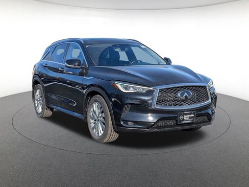Used 2023 INFINITI QX50 Luxe AWD/4WD image 3