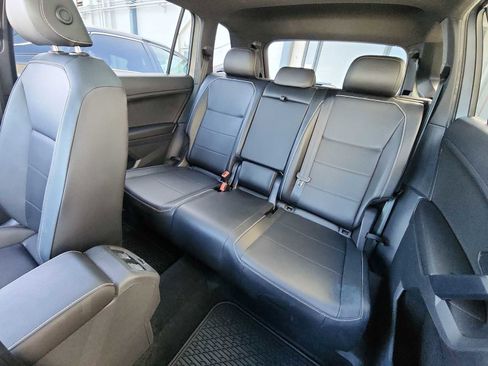 Used 2021 Volkswagen Tiguan SE R-Line w/ 3rd Row Seat Package image 23