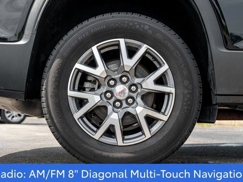 Used 2023 GMC Acadia SLT FWD image 9
