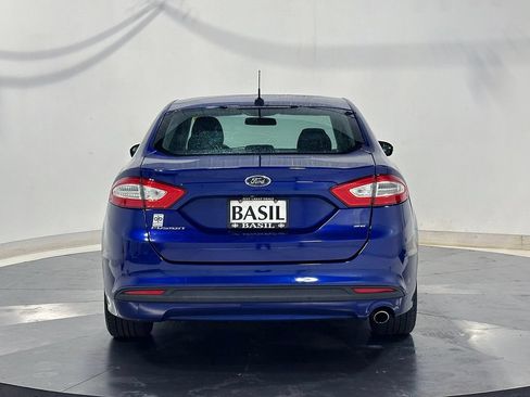 Used 2016 Ford Fusion SE FWD image 12
