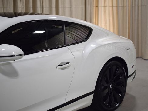 New 2026 Bentley Continental GT image 8