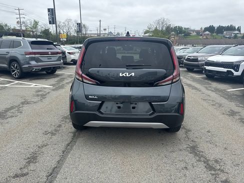 Certified 2023 Kia Soul S FWD image 6