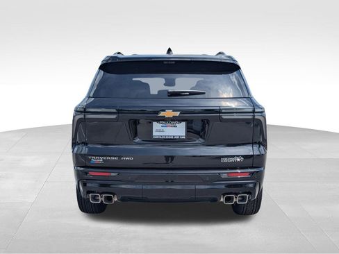 Used 2026 Chevrolet Traverse High Country w/ LPO, Floor Liner Package AWD/4WD image 5
