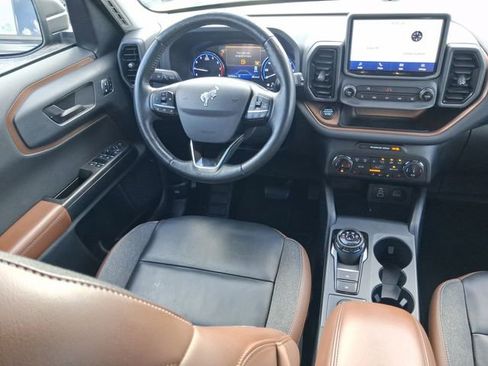 Used 2023 Ford Bronco Sport Outer Banks w/ Tech Package AWD/4WD image 8