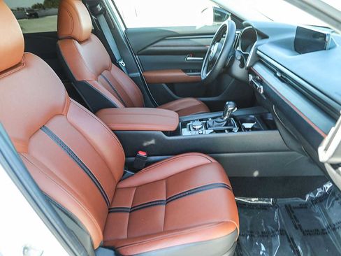 Used 2024 MAZDA CX-50 AWD 2.5 Turbo w/ Cargo Package image 16