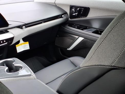 New 2027 Cadillac Optiq Sport w/ LPO, Floor Liner Package AWD/4WD image 10