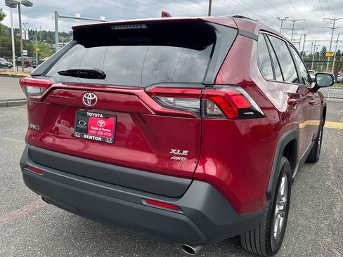 Used 2024 Toyota RAV4 XLE w/ Convenience Package AWD/4WD image 5