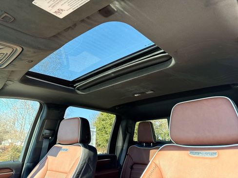 New 2026 GMC Sierra 2500 Denali Ultimate w/ Max Trailering Package image 18