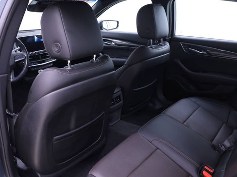 Used 2021 Cadillac CT5 Sport w/ Climate Package image 11