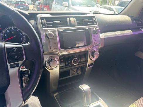 Used 2016 Toyota 4Runner SR5 RWD image 12