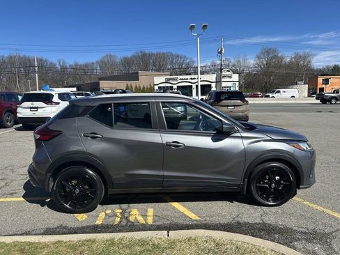 Certified 2024 Nissan Kicks SV w/ Interior Electronics Package FWD image 9