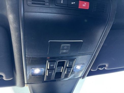 Used 2022 Volkswagen Tiguan SEL R-Line image 22