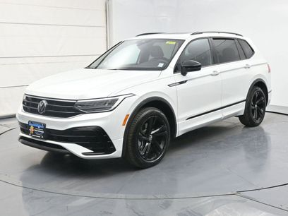 Used 2023 Volkswagen Tiguan SE R-Line